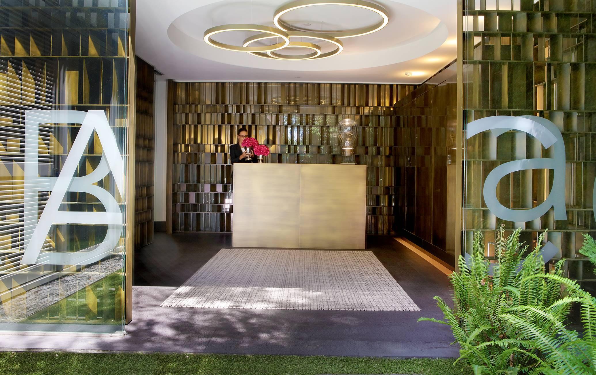 Abac Restaurant Hotel Barcelona Gl Monumento Exteriör bild